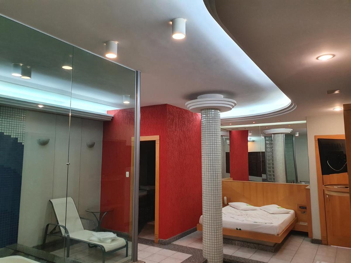 Agape Motel Sete Lagoas Exterior photo
